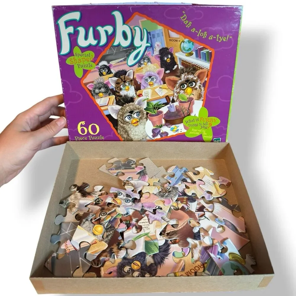 Vintage 1999 Furby Jigsaw Puzzle “Kah/mee/noo-loo/wah!” 60 pieces Special Shaped